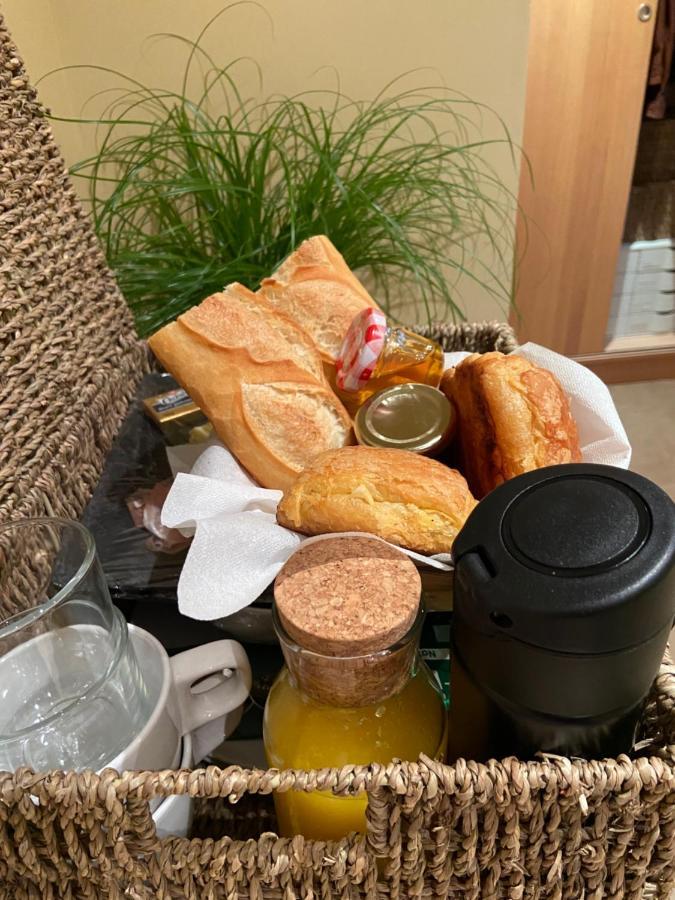 Au Fil De L'O Bed & Breakfast Bisseuil Ngoại thất bức ảnh